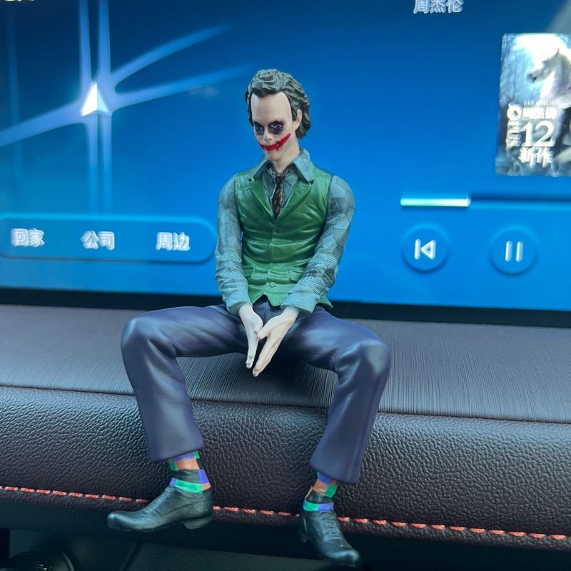 Figur Joker Heath Ledger Duduk - Car Accessories Joker ulasan dan harga