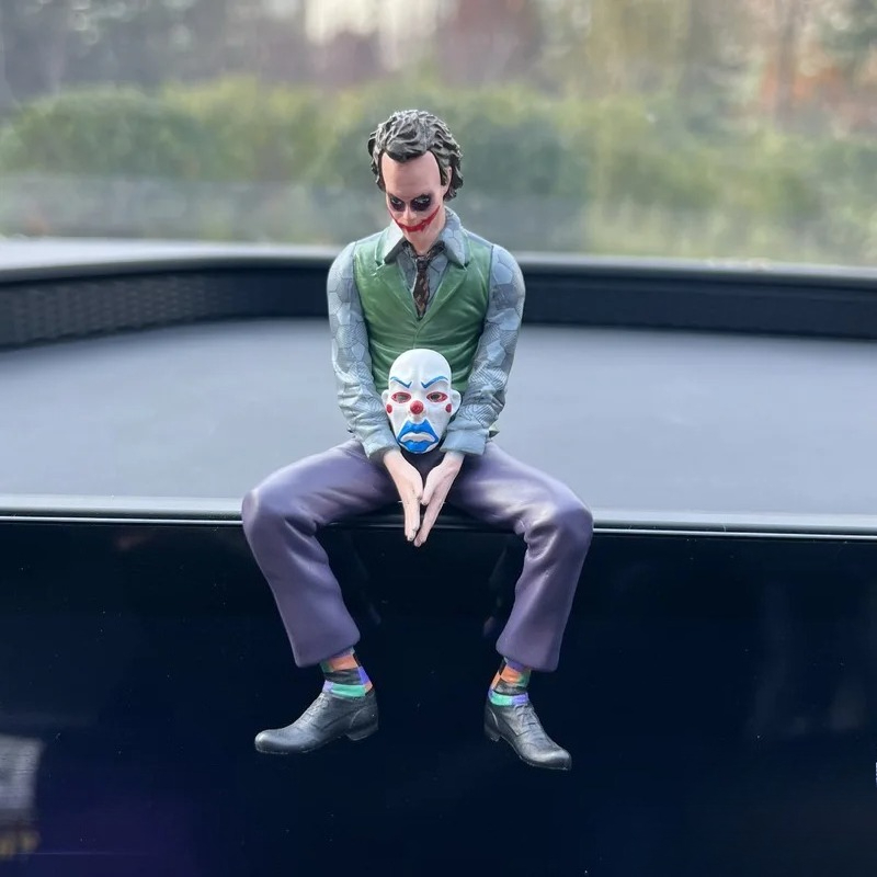 Figur Joker Heath Ledger Duduk - Car Accessories Joker ulasan dan harga